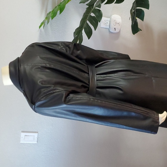 Black Faux Vegan Leather long belted Trench Coat S womens - Picture 7 of 13
